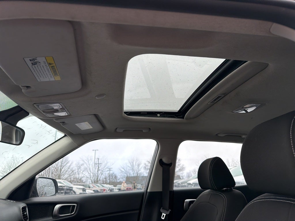 2024 Hyundai Venue SEL