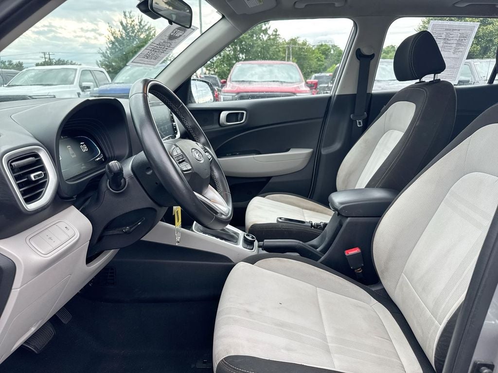 2023 Hyundai Venue SEL