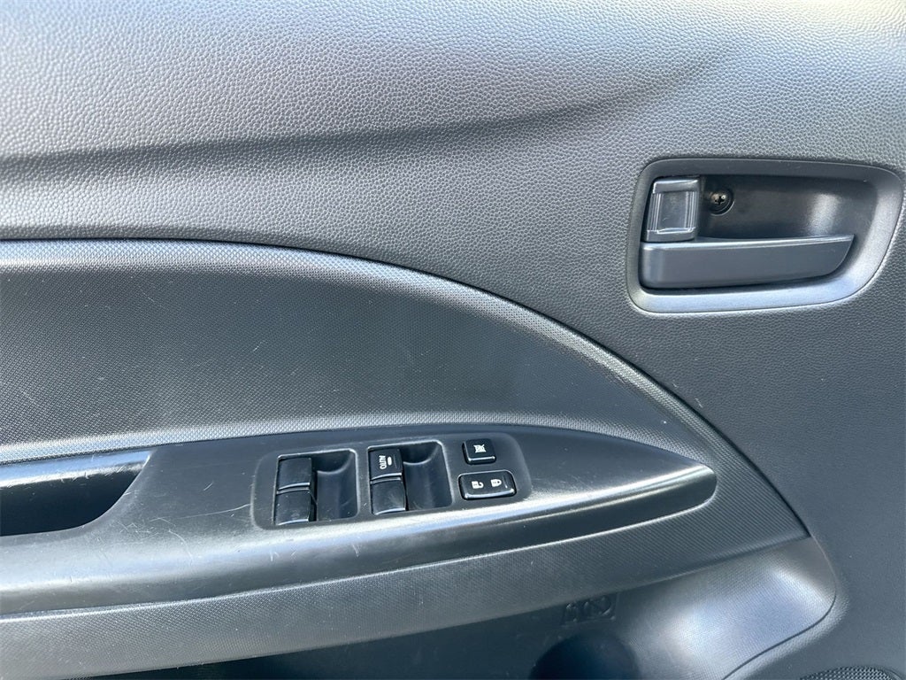 2022 Mitsubishi Mirage ES