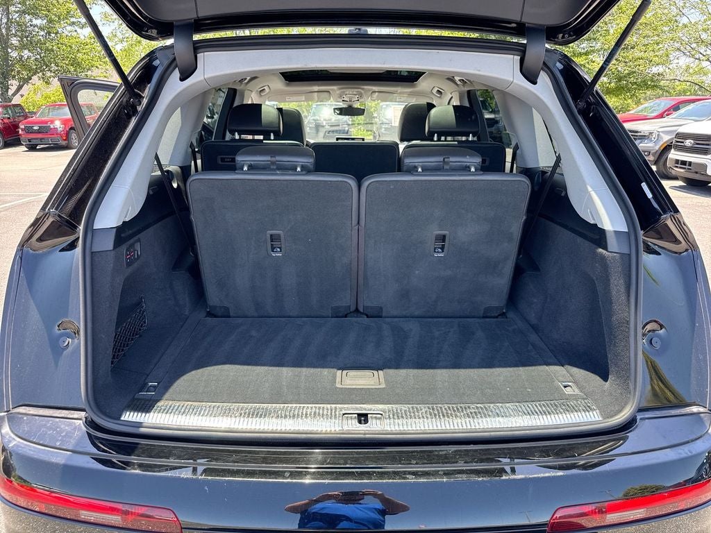 2019 Audi Q7 55 Premium Plus
