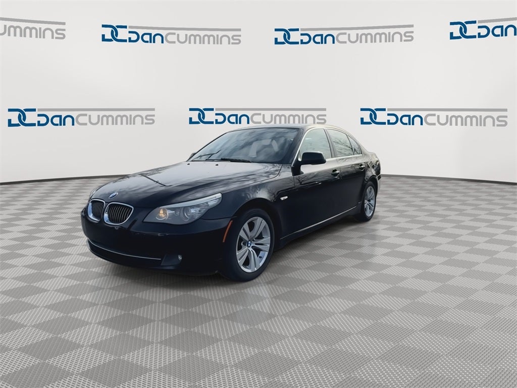 2010 BMW 5 Series 528i