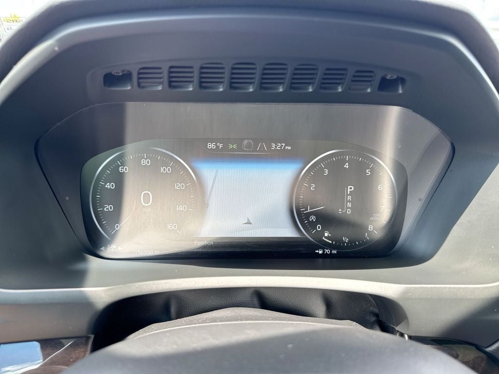 2016 Volvo XC90 T6 Momentum