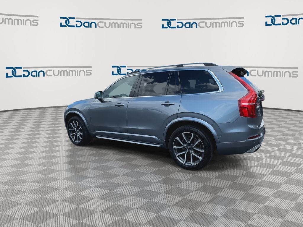 2016 Volvo XC90 T6 Momentum