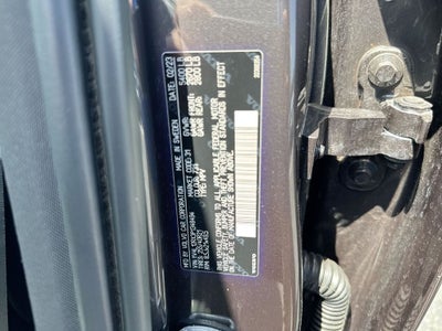 2023 Volvo XC60 B5 Ultimate Dark Theme