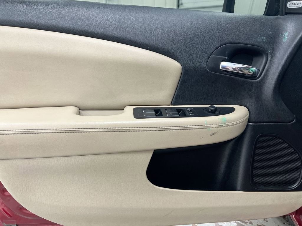 2013 Chrysler 200 Limited