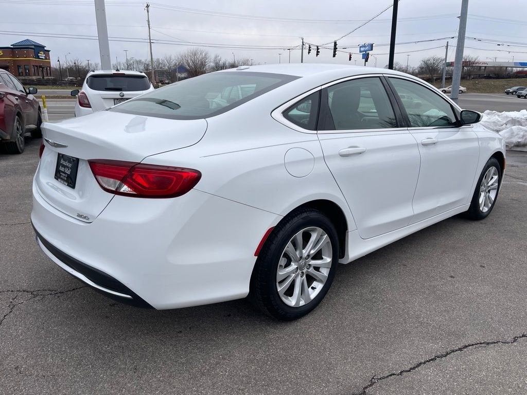2015 Chrysler 200 Limited