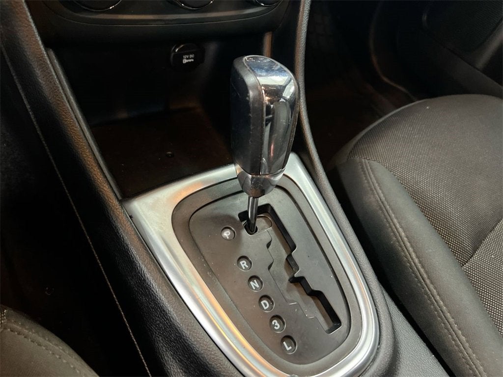 2012 Dodge Avenger SE