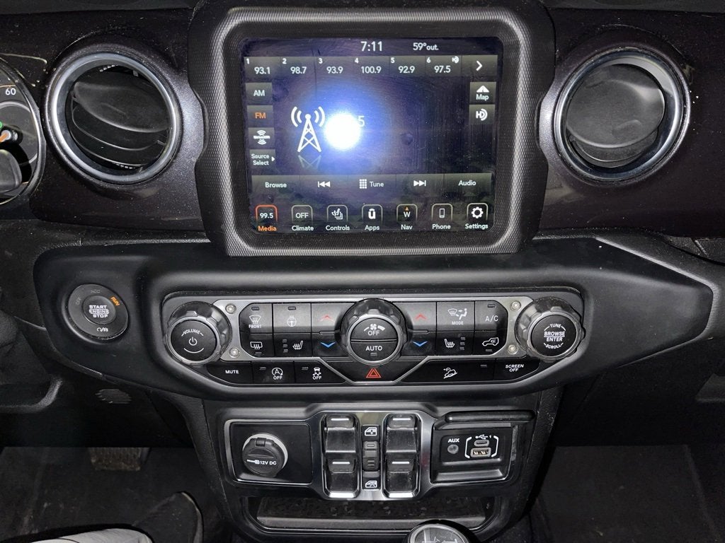 2021 Jeep Wrangler Unlimited Sahara Altitude