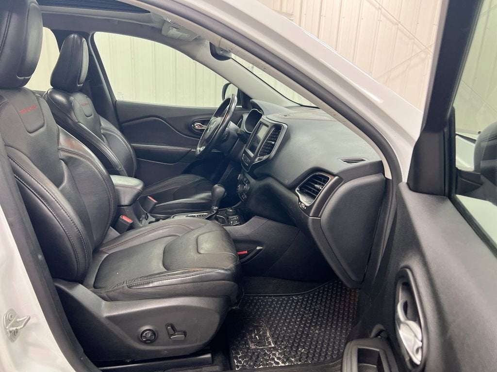 2021 Jeep Cherokee Trailhawk