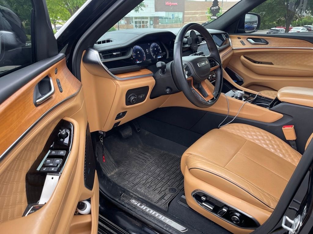 2023 Jeep Grand Cherokee Summit Reserve