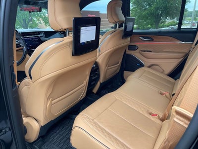 2023 Jeep Grand Cherokee Summit Reserve
