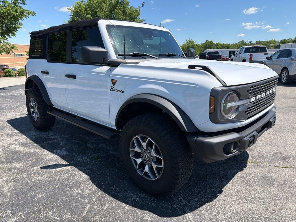 2022 Ford Bronco Base