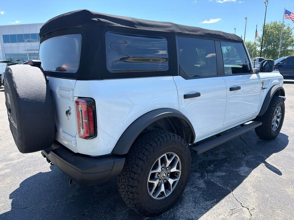 2022 Ford Bronco Base