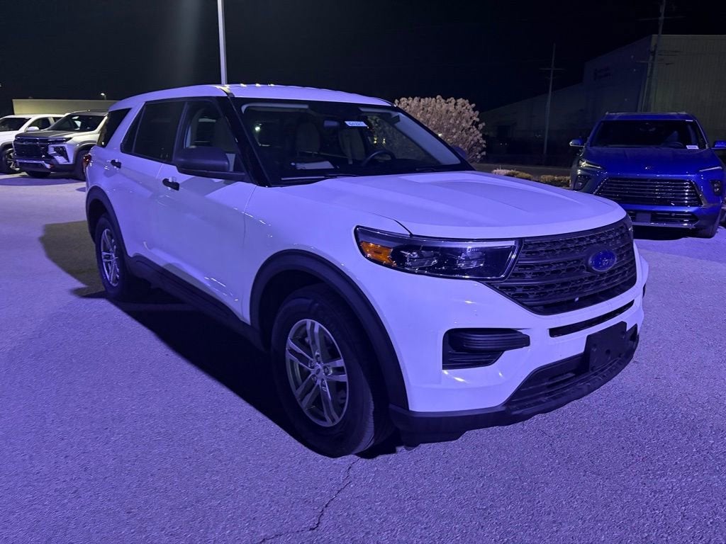 2022 Ford Explorer Base