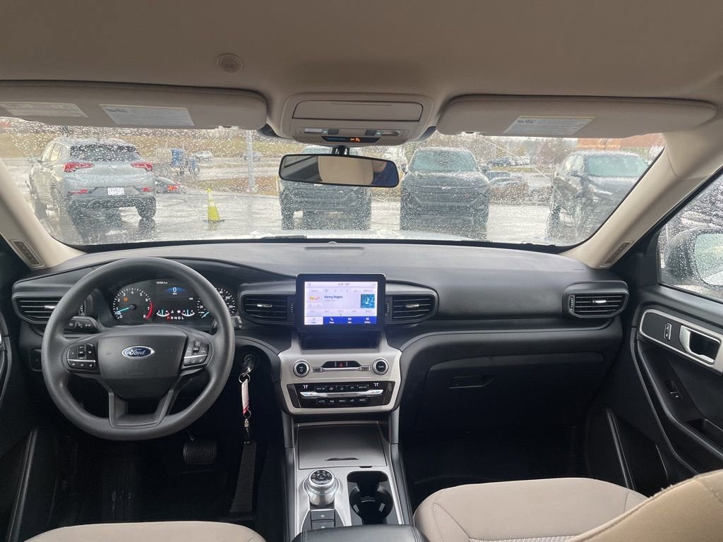 2021 Ford Explorer Base