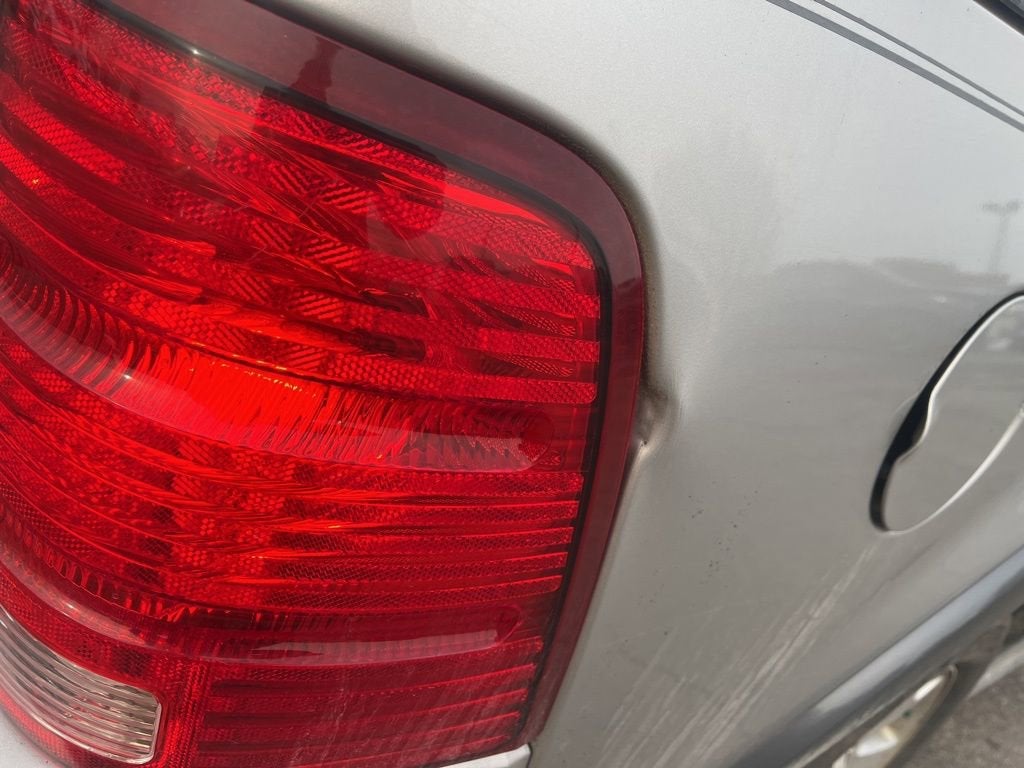 2004 Ford Explorer XLT