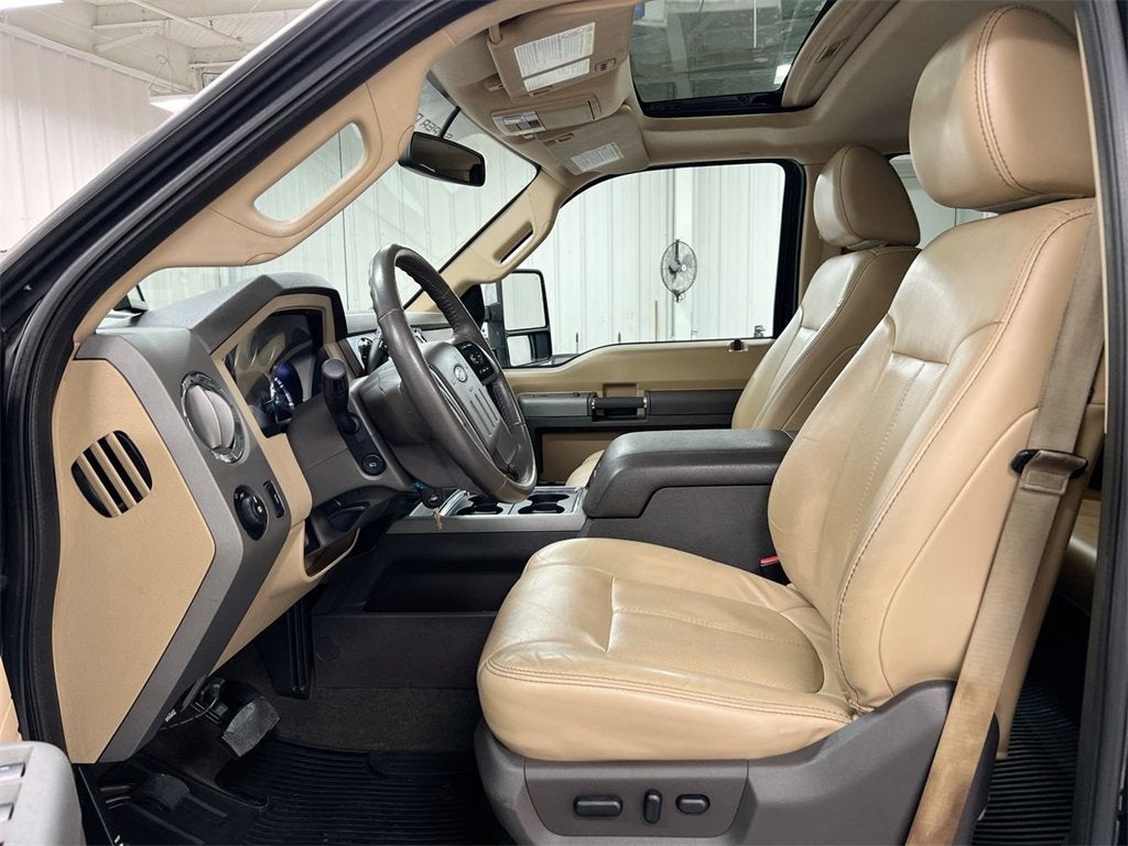 2011 Ford Super Duty F-350 DRW XL