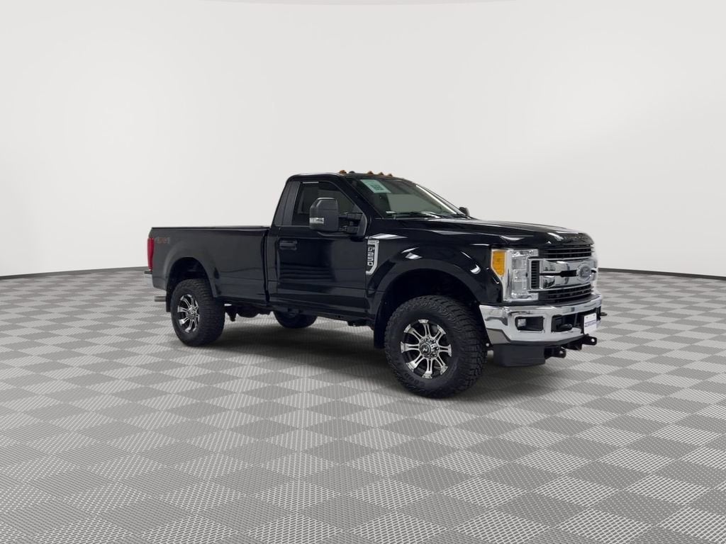 2017 Ford Super Duty F-250 SRW XLT