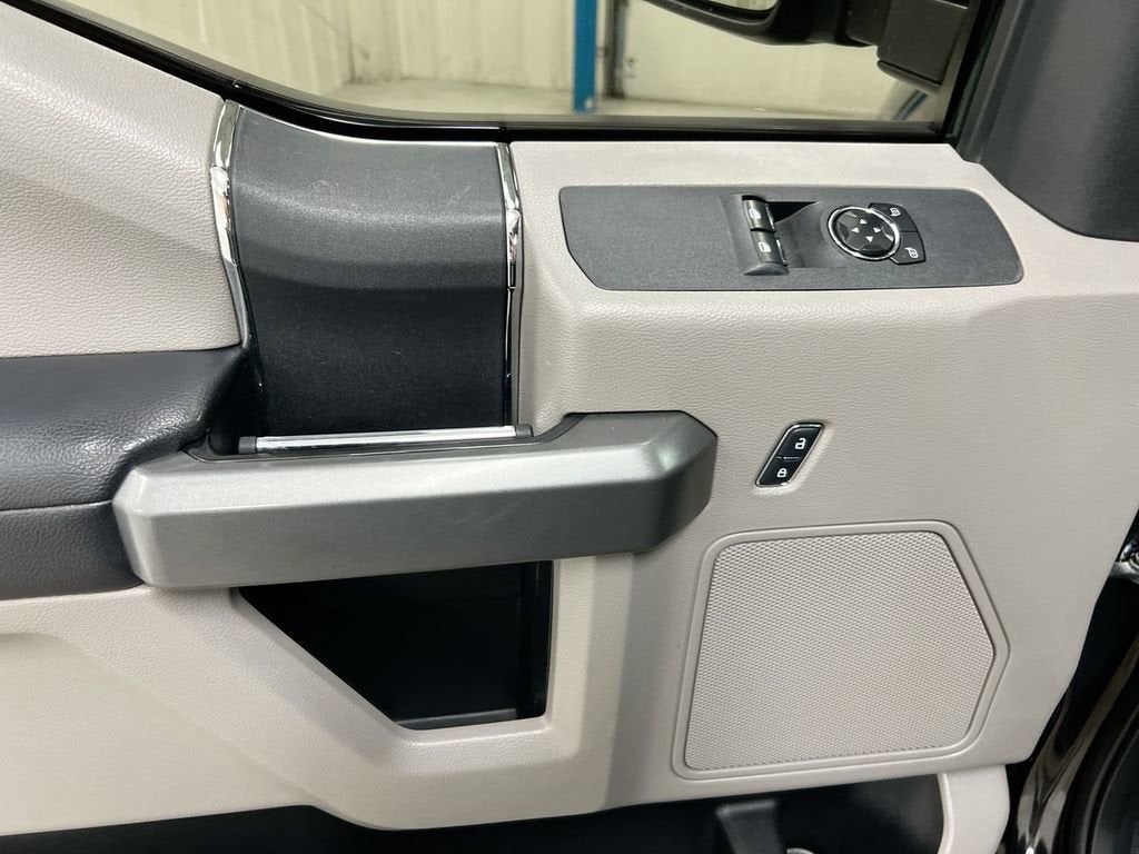 2017 Ford Super Duty F-250 SRW XLT