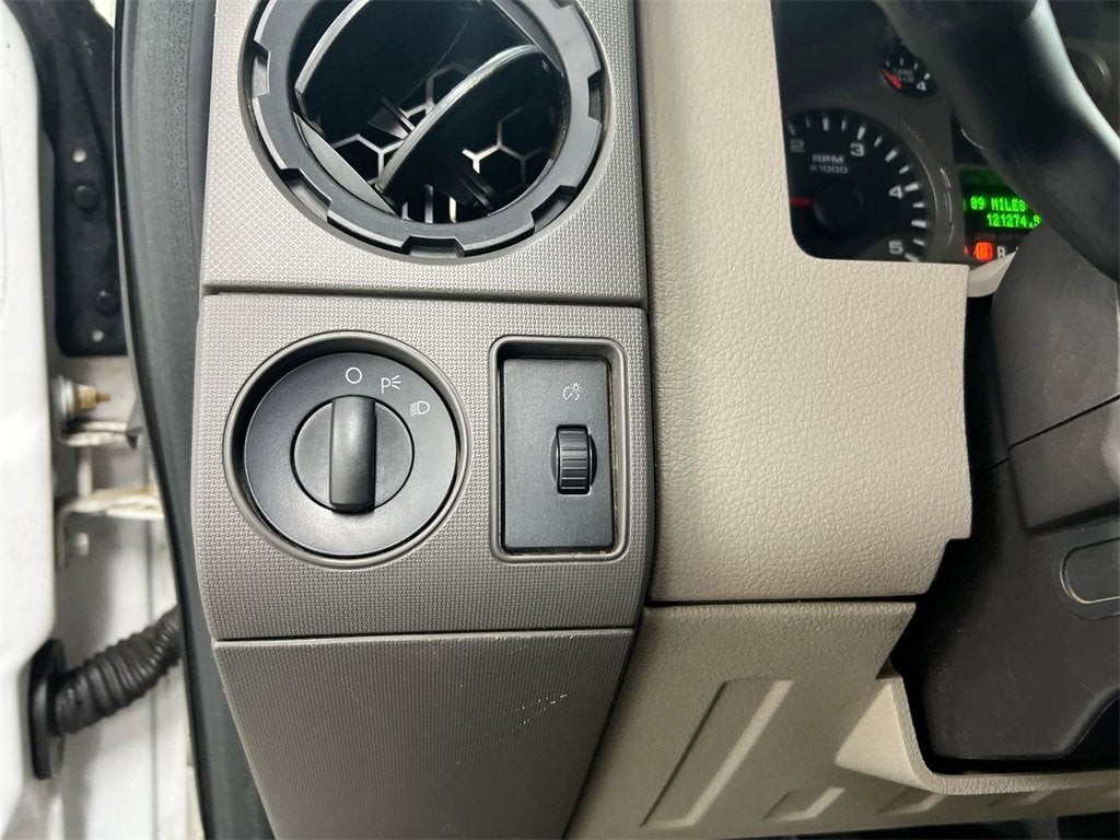 2010 Ford Super Duty F-250 SRW XL