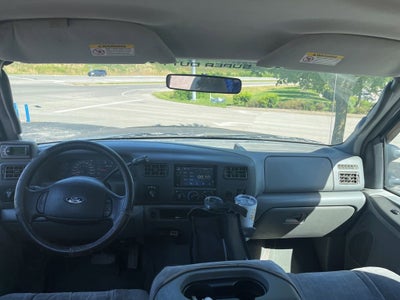 2004 Ford Super Duty F-350 SRW XL