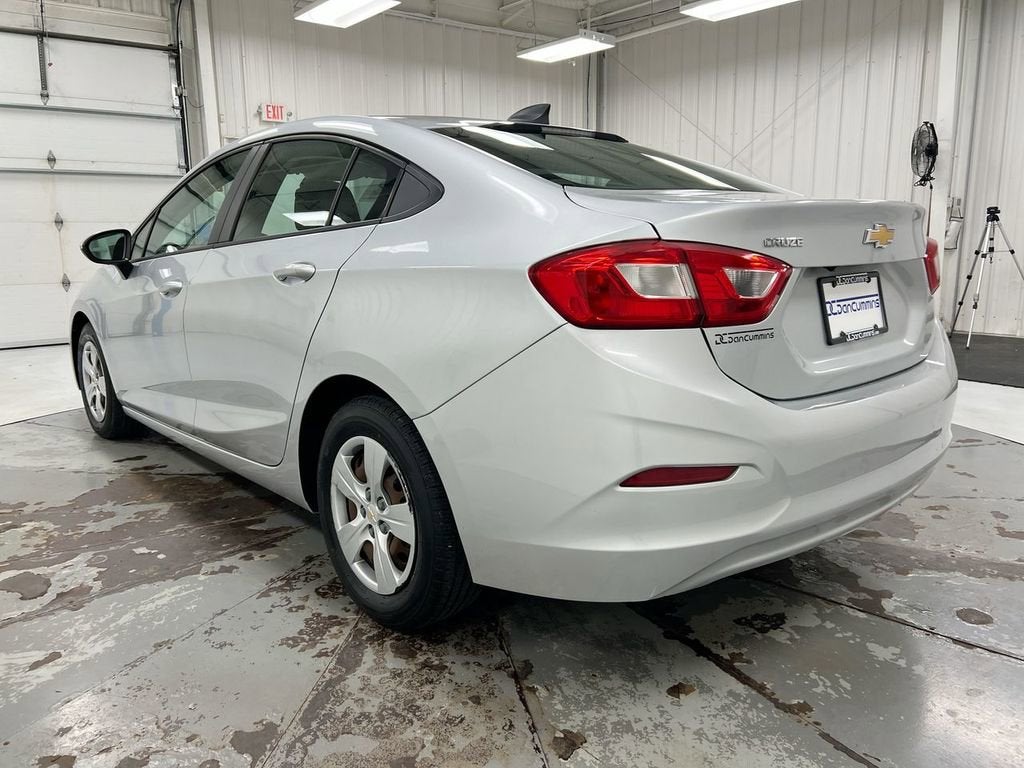 2017 Chevrolet Cruze LS