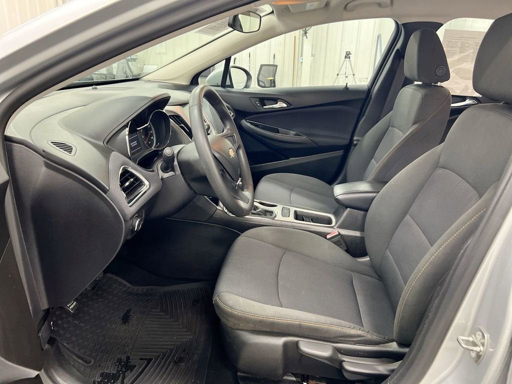 2017 Chevrolet Cruze LS