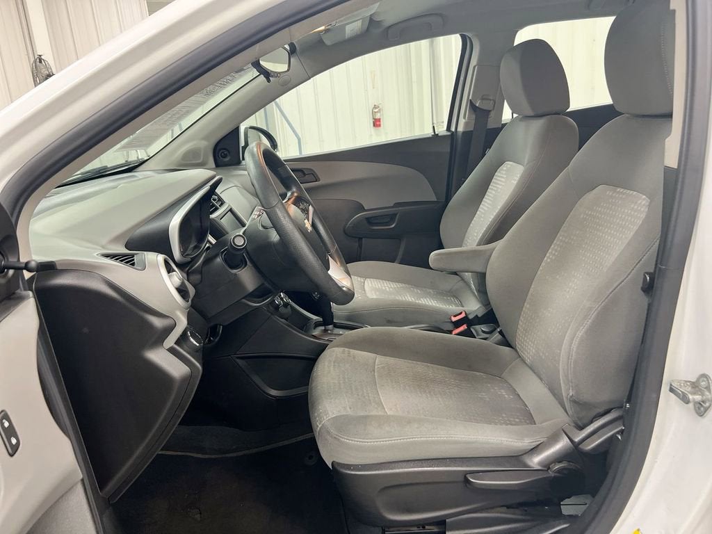 2017 Chevrolet Sonic LT