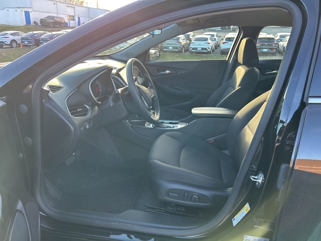 2025 Chevrolet Malibu 1LT