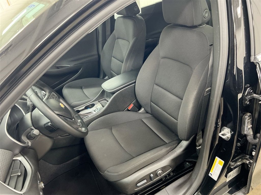 2023 Chevrolet Malibu RS