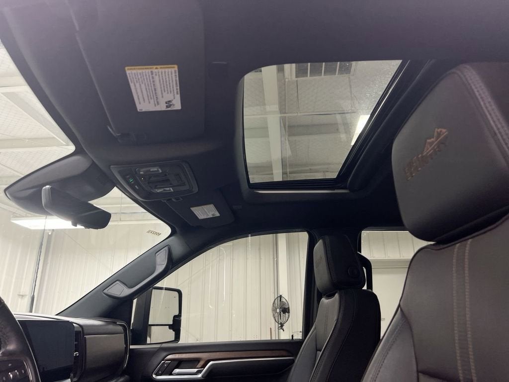 2024 Chevrolet Silverado 3500 HD High Country DRW