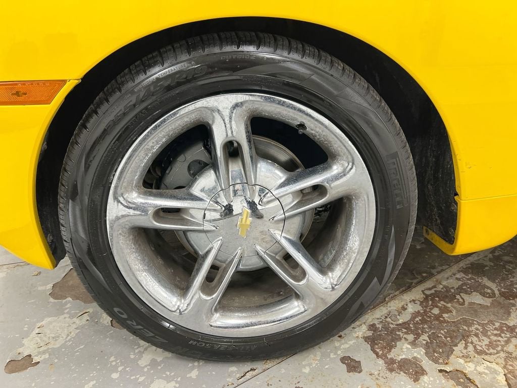 2004 Chevrolet SSR LS