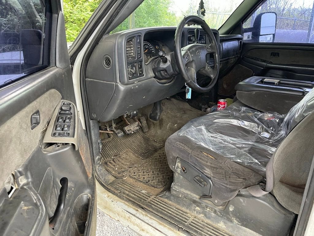 2003 Chevrolet Silverado 2500 HD LS