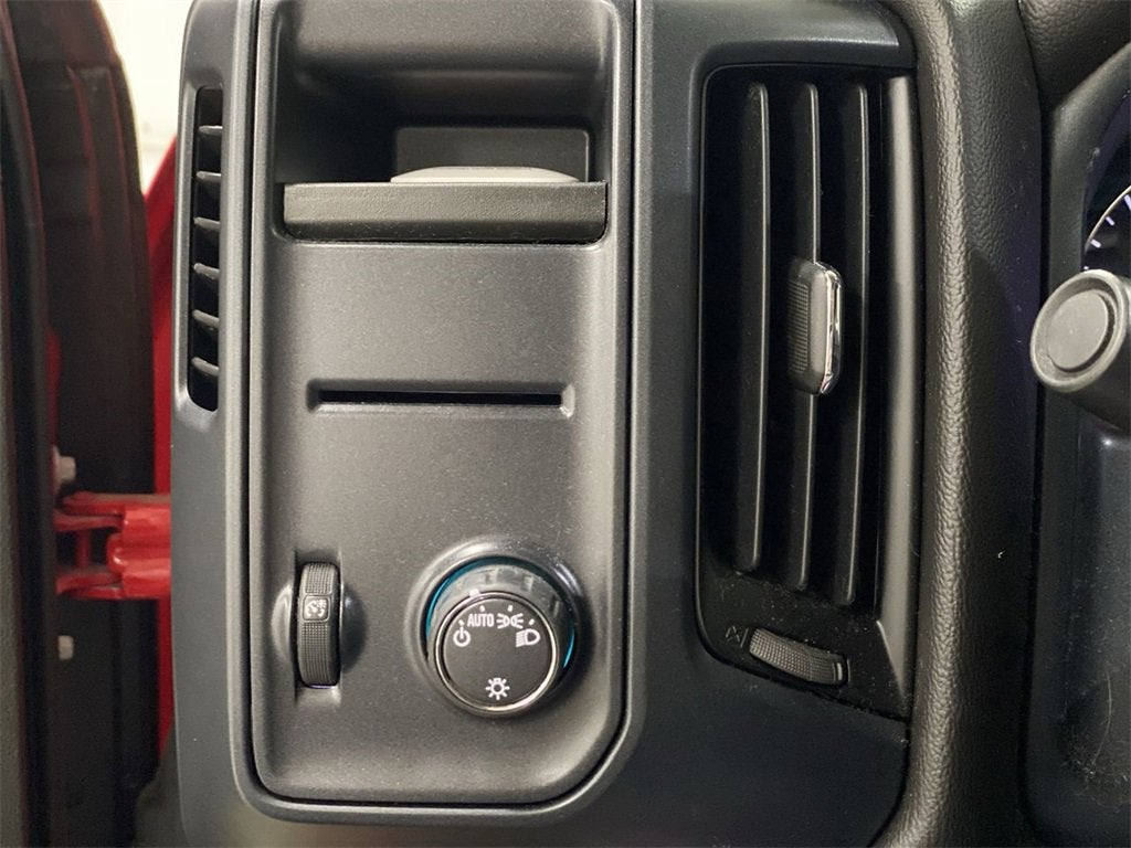 2018 Chevrolet Silverado 1500 Custom