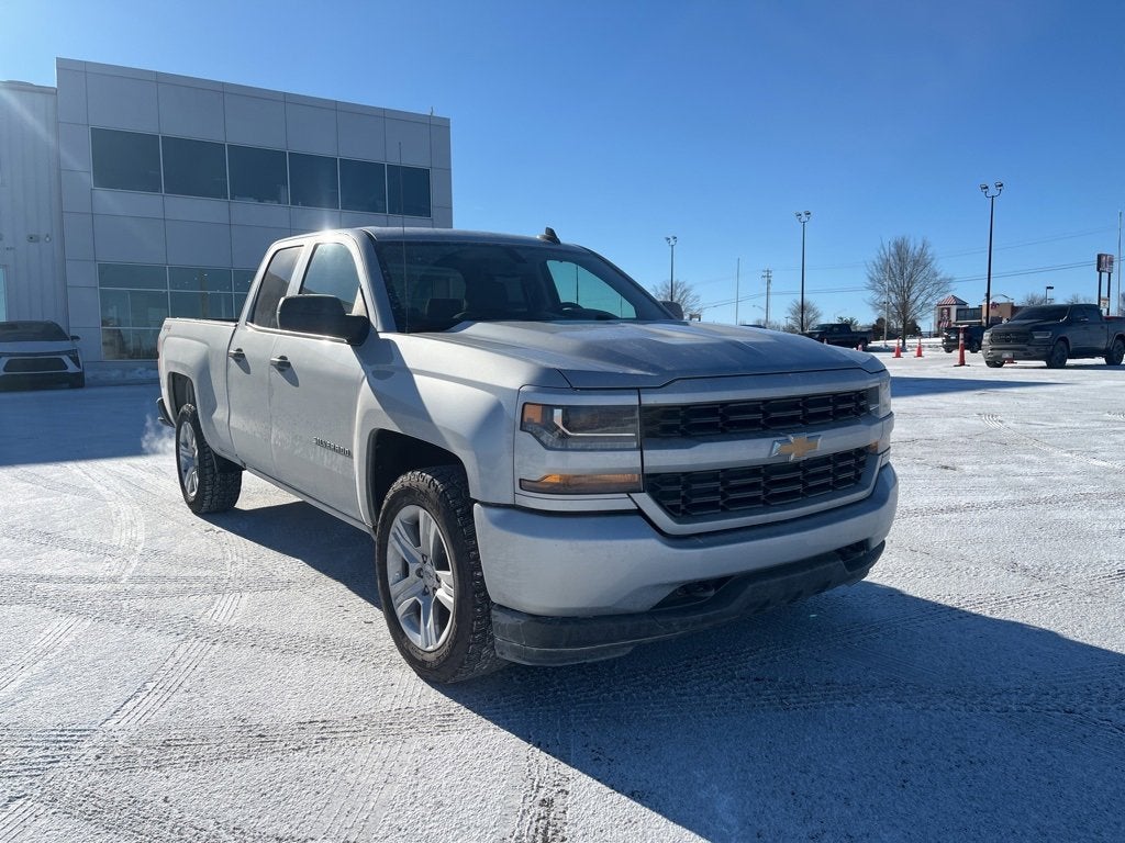 2018 Chevrolet Silverado 1500 Custom