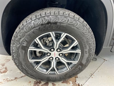 2024 GMC Acadia AT4