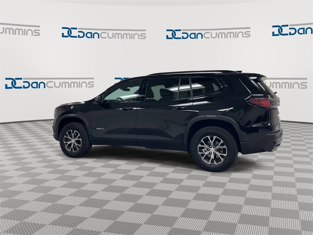 2024 GMC Acadia AT4