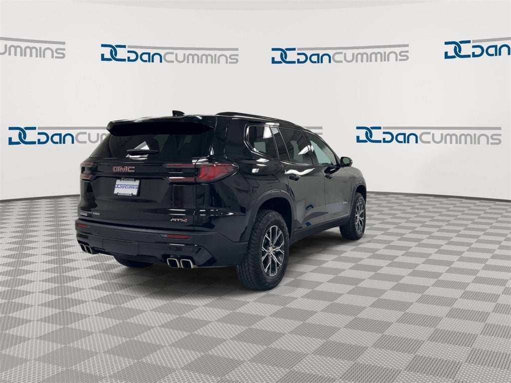 2024 GMC Acadia AT4