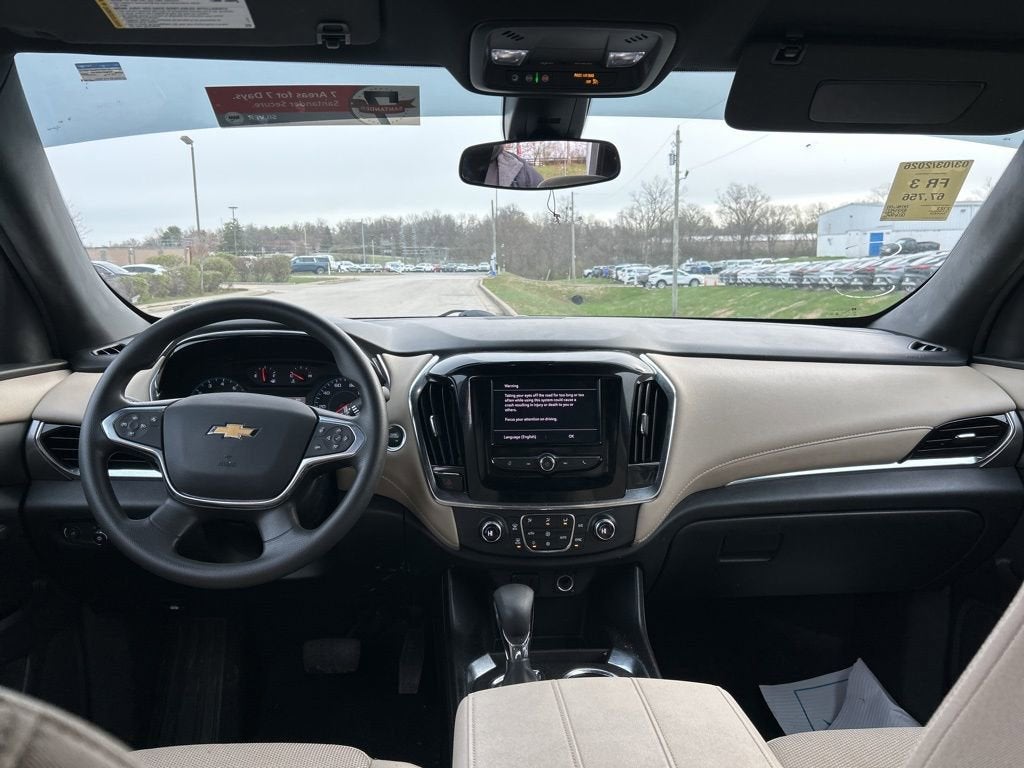 2023 Chevrolet Traverse LS