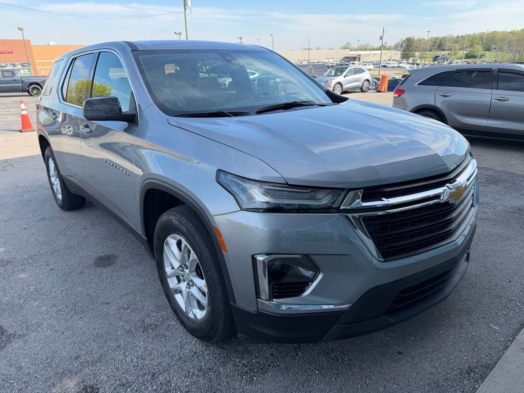 2023 Chevrolet Traverse LS
