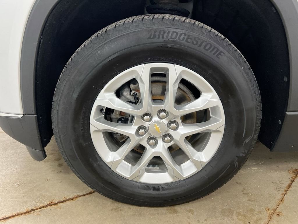 2021 Chevrolet Traverse LT Cloth