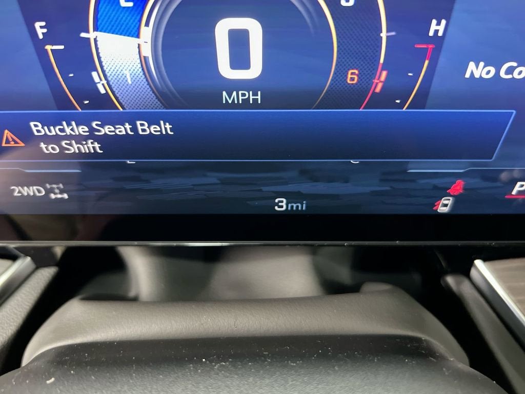 2025 Chevrolet Suburban LT