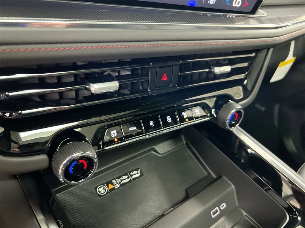 2025 Chevrolet Suburban RST