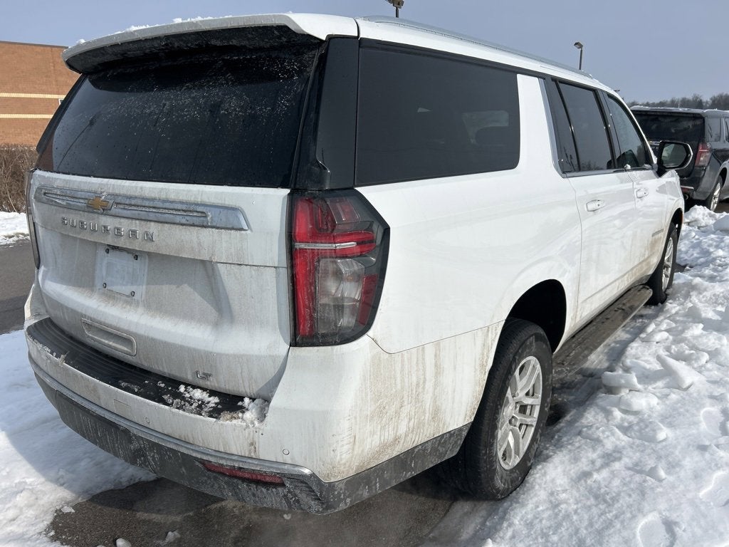 2024 Chevrolet Suburban LT