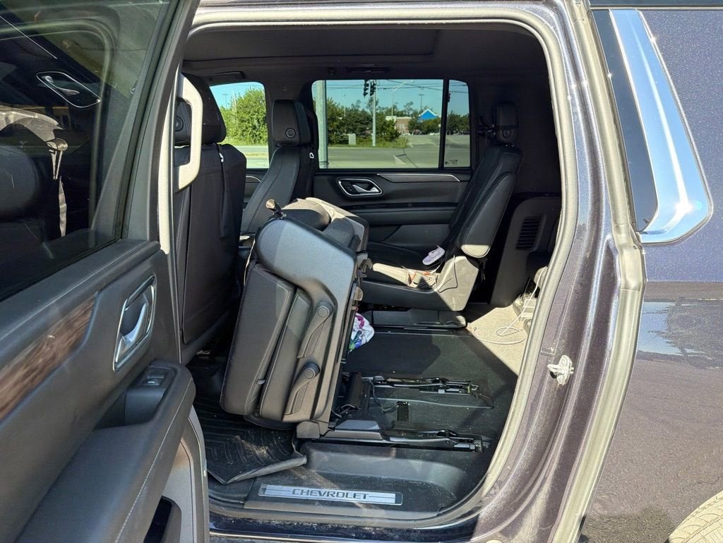 2022 Chevrolet Suburban LT