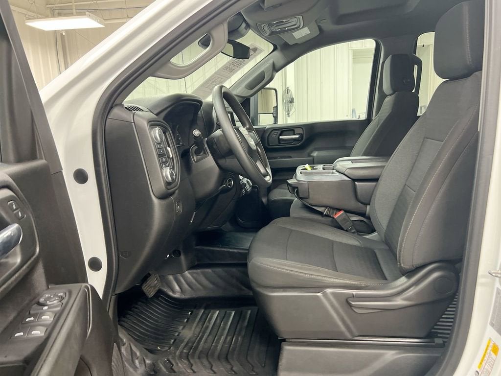 2024 GMC Sierra 2500 HD Pro