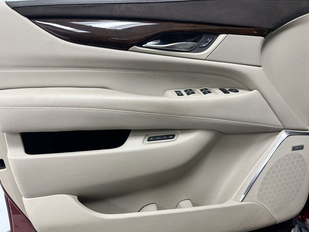 2016 Cadillac Escalade Luxury Collection