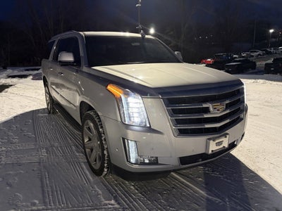 2017 Cadillac Escalade ESV Luxury