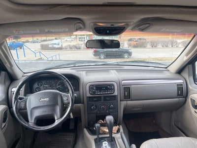 2002 Jeep Grand Cherokee Sport