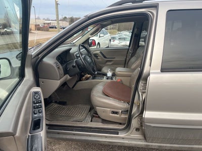 2002 Jeep Grand Cherokee Sport